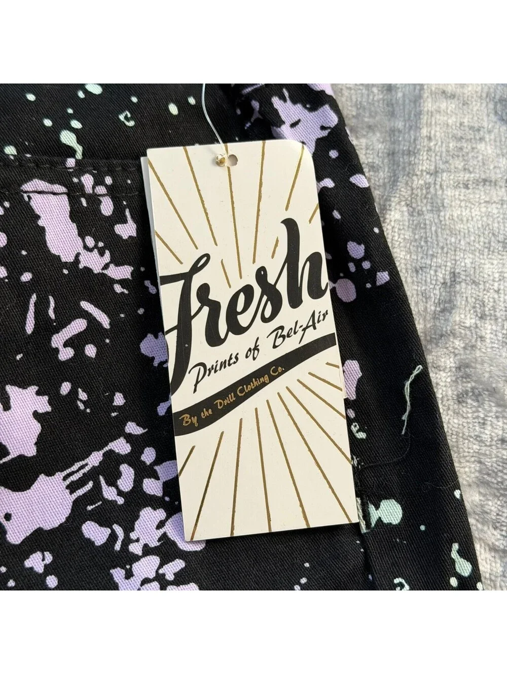 Fresh Prints of Bel-Air Men's Black Multi Paint Splatter Shorts Large Stretch